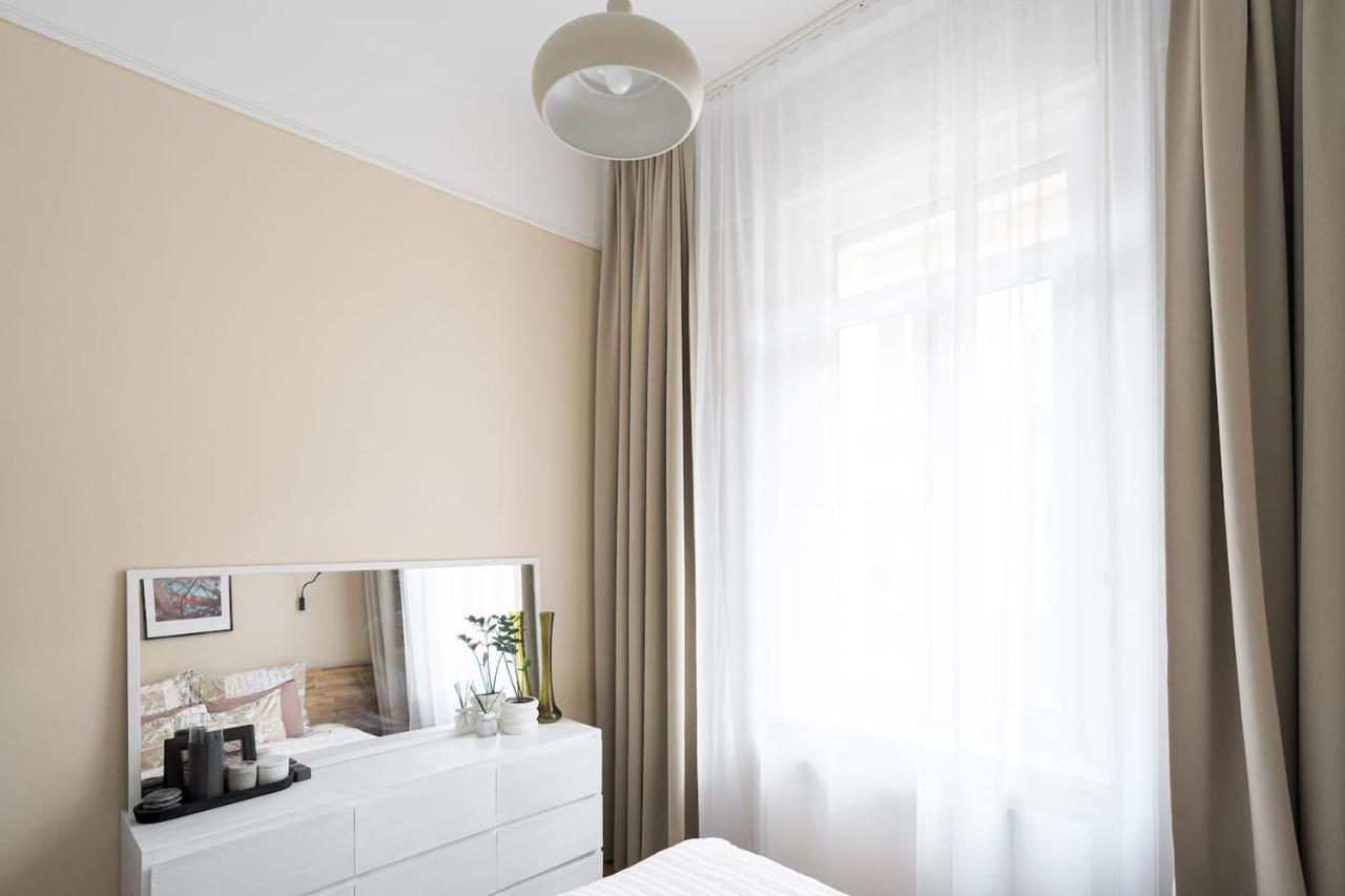 Sunrise Lounge Corvin 63M2 Ac Apartment Budapest Exterior photo